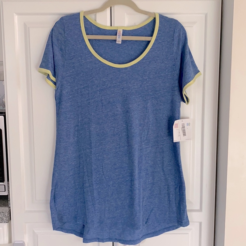 Lularoe Classic T - Large